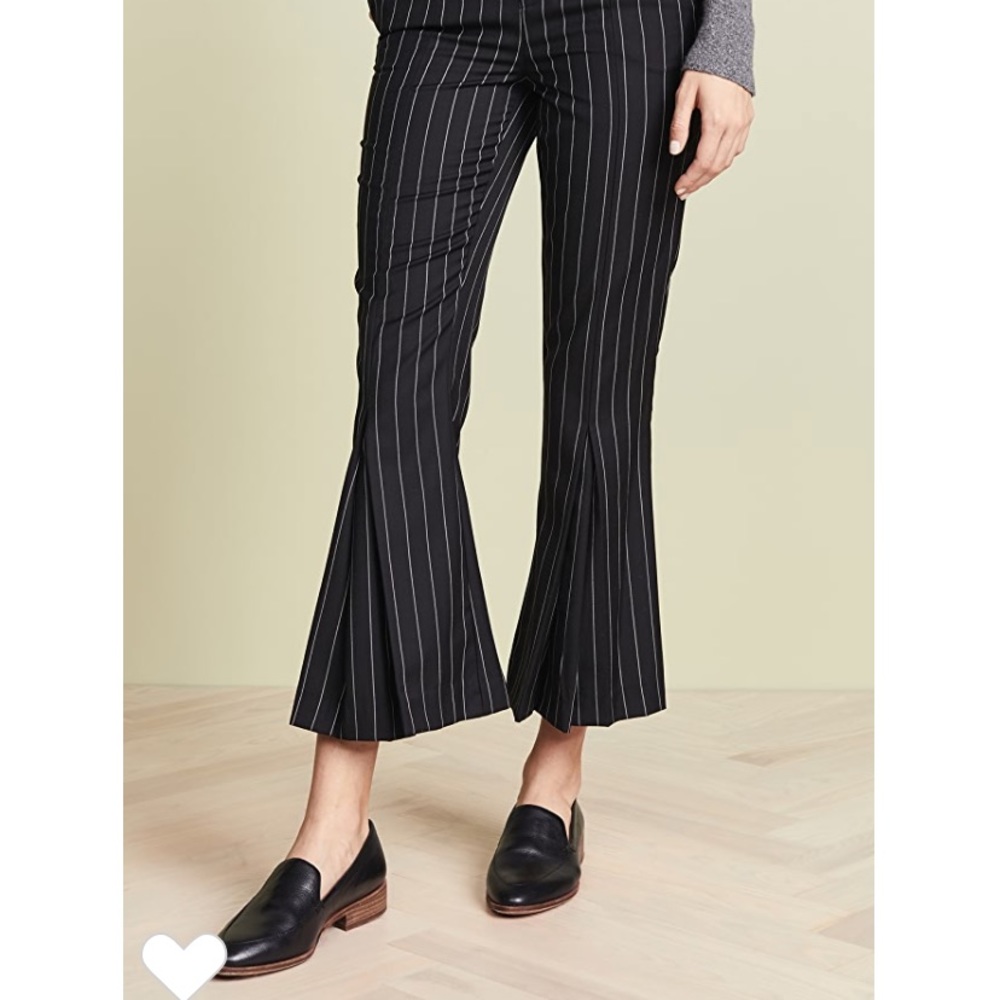 FRAME Pleated Pinstripe Crop Pant